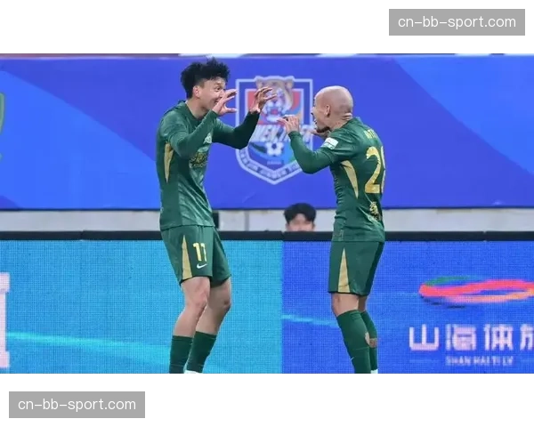 青岛海牛遭遇三连败垫底 攻防两端失衡保级警报拉响