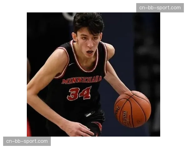 麦凯恩比赛学习能力突出 雷霆培养体系助力年轻球员快速成长